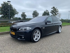 BMW 5-serie Touring - 530xd High Executive M-Sport * LED * APK * PANORAMA