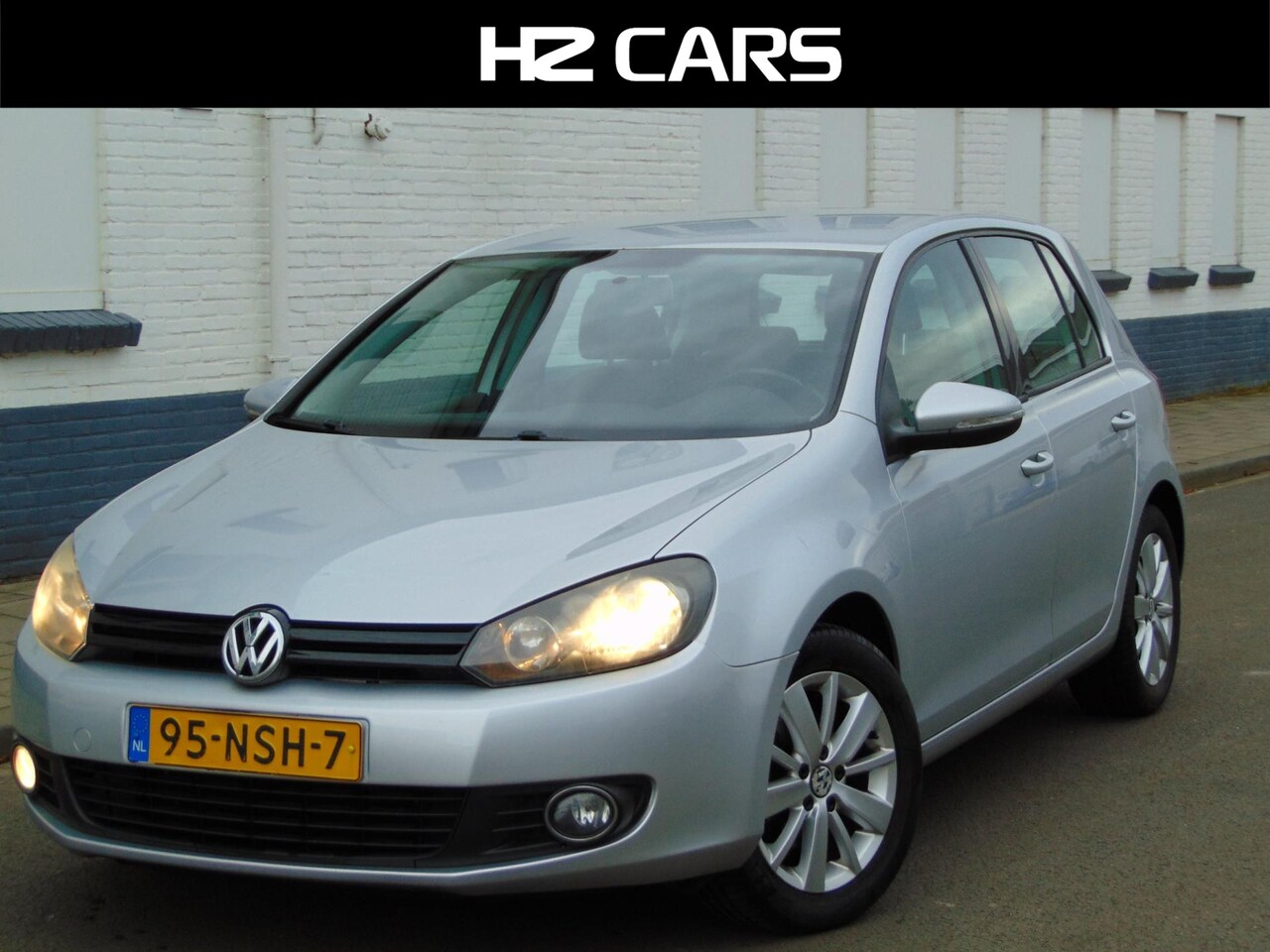 Volkswagen Golf - 1.2 TSI Tour II BlueMotion 1.2 TSI Tour II BlueMotion - AutoWereld.nl