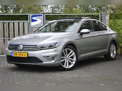 Volkswagen Passat - 1.4 TSI GTE Highline - Navi|Pano|ACC|Ergostoel|Trekhaak