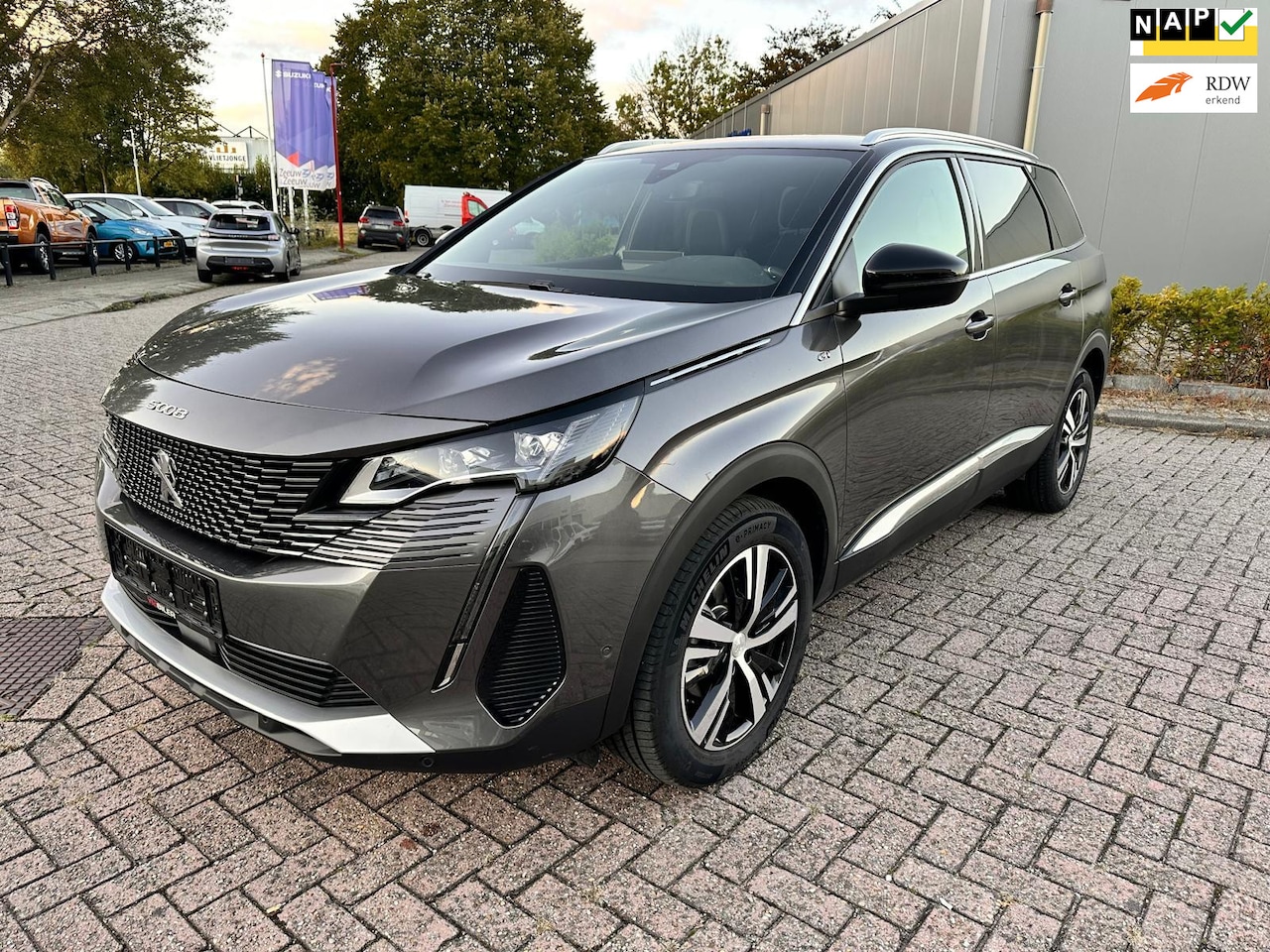 Peugeot 5008 - 1.2 PureTech GT Automaat 7 pers z g a n met 1.5 jaar fabrieks garantie - AutoWereld.nl