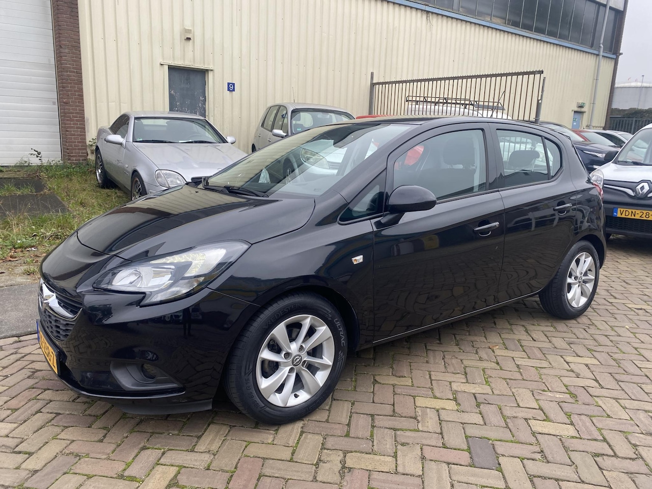 Opel Corsa - 1.4 Color Edition 1.4 Color Edition - AutoWereld.nl