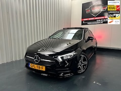 Mercedes-Benz A-klasse - 180 AMG Night Pano Sfeerverlichting