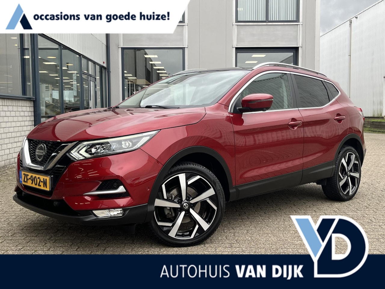 Nissan Qashqai - 1.3 DIG-T Tekna | NL Auto/Voll.Historie/Pano/Clima/Cruise/19"/Trekhaak/Camera/Voorruit+Sto - AutoWereld.nl