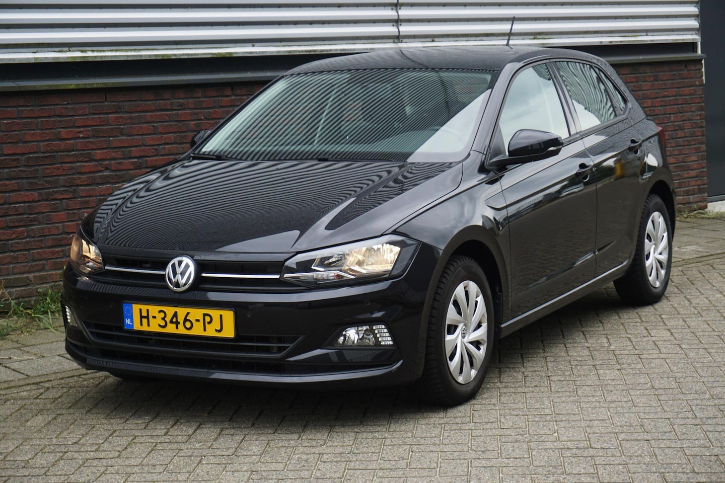 Volkswagen Polo - 1.0 TSI Comfort-Executiveline CarPlay /Adaptive Cruise/PDC voor+achter. - AutoWereld.nl