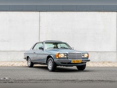 Mercedes-Benz 200-280 (W123) - 280 CE