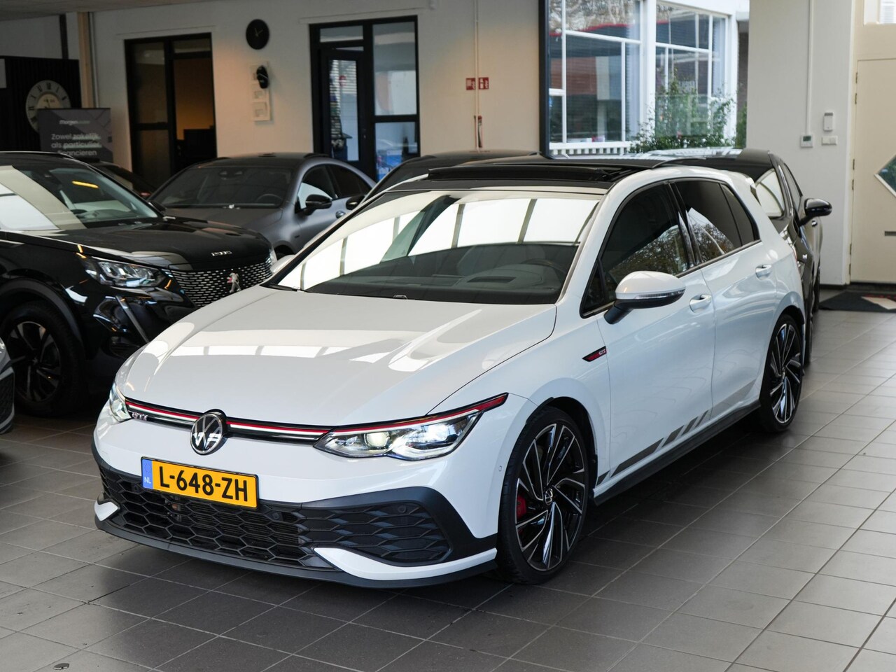 Volkswagen Golf - 2.0 TSI GTI Clubsport Milltek Harman Kardon Leder HUD - AutoWereld.nl