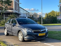 Opel Astra GTC - 1.6 Edition | APK Nieuw | LM Velgen | Cruise Control