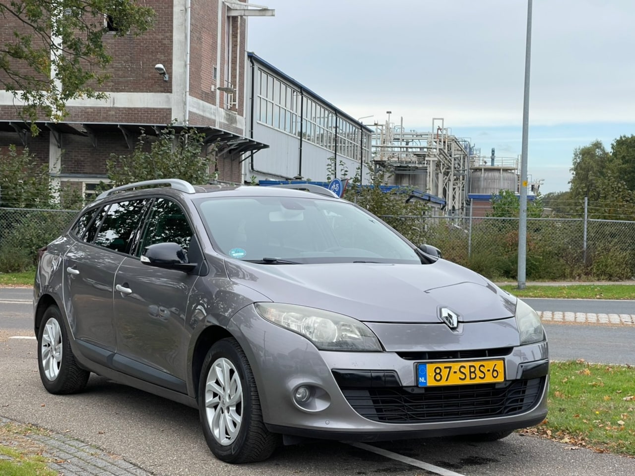 Renault Mégane Estate - 1.4 TCe Parisienne | Trekhaak | APK 5-2025 - AutoWereld.nl