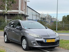 Renault Mégane Estate - 1.4 TCe Parisienne | Trekhaak | APK 5-2025