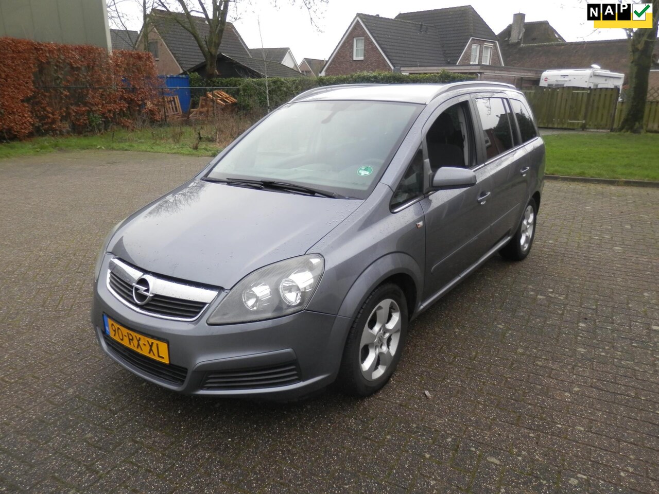 Opel Zafira - 2.2 Enjoy geen riem maar keting 7persoons - AutoWereld.nl