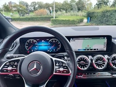 Mercedes-Benz B-klasse - 180 Luxury Line Electrisch wegdraaibare trekhaak