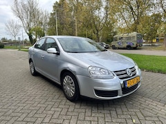 Volkswagen Jetta - 1.6 Trendline Airco* Cruise* N.A.P