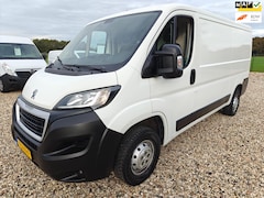 Peugeot Boxer - 330 2.2 BlueHDi 120 L2H1 Premium , camera , airco , apk okt. 2025 , euro 6 , 1e eig