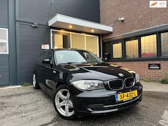 BMW 1-serie - 116i Introduction|PDC|NAVI|STOEL.VERW|CLIMATRONIC