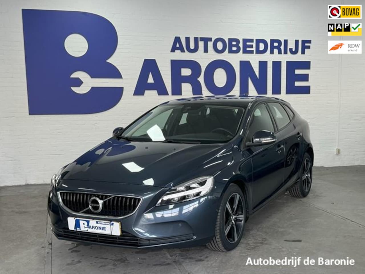 Volvo V40 - 2.0 T2 Momentum 2.0 T2 Momentum - AutoWereld.nl