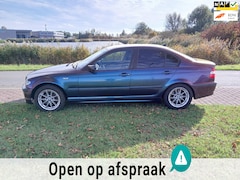 BMW 3-serie - 320i Executive AUTOMAAT