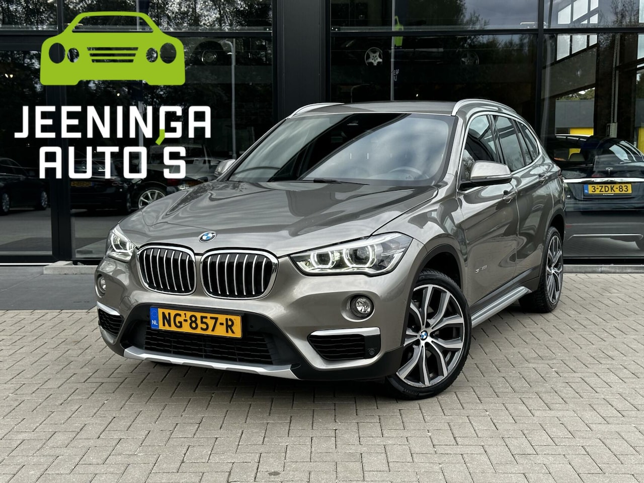 BMW X1 - sDrive20i Centennial High Executive | M-Pakket 1 | Leer - AutoWereld.nl