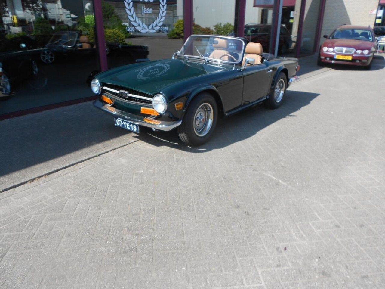 Triumph TR6 - AutoWereld.nl