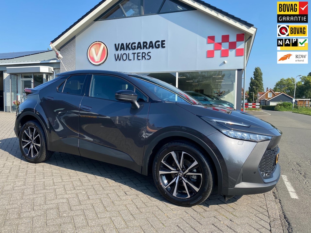 Toyota C-HR - 1.8 Hybrid 140 Dynamic - AutoWereld.nl