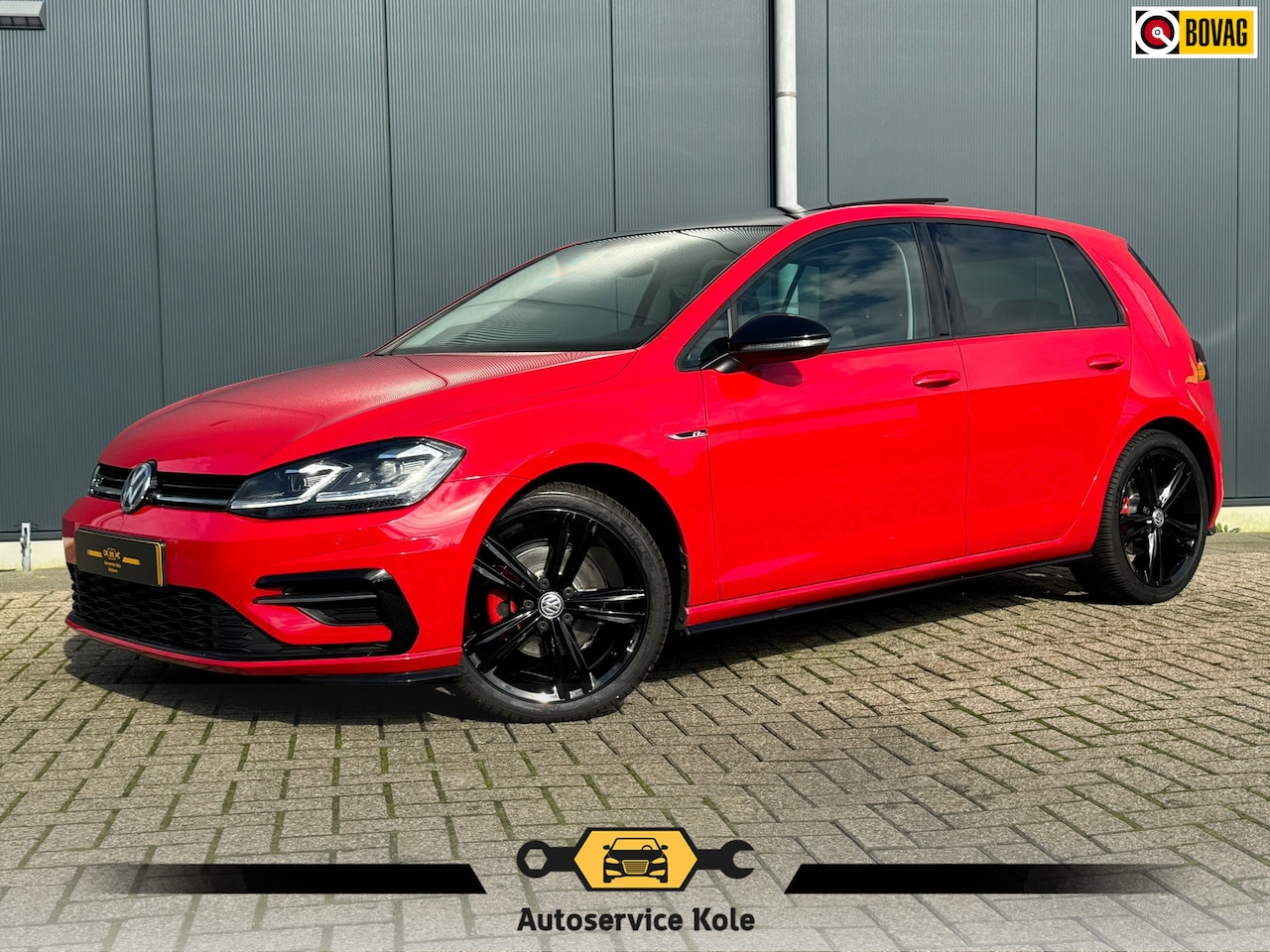 Volkswagen Golf - 1.5 TSI * R-line * Panoramadak * Visueel cockpit * Groot radio scherm* - AutoWereld.nl