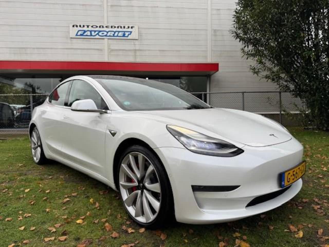 Tesla Model 3 - PERFORMANCE 462PK AWD75KWH/PANO/LEER/FABRIEKSGARANTIE - AutoWereld.nl