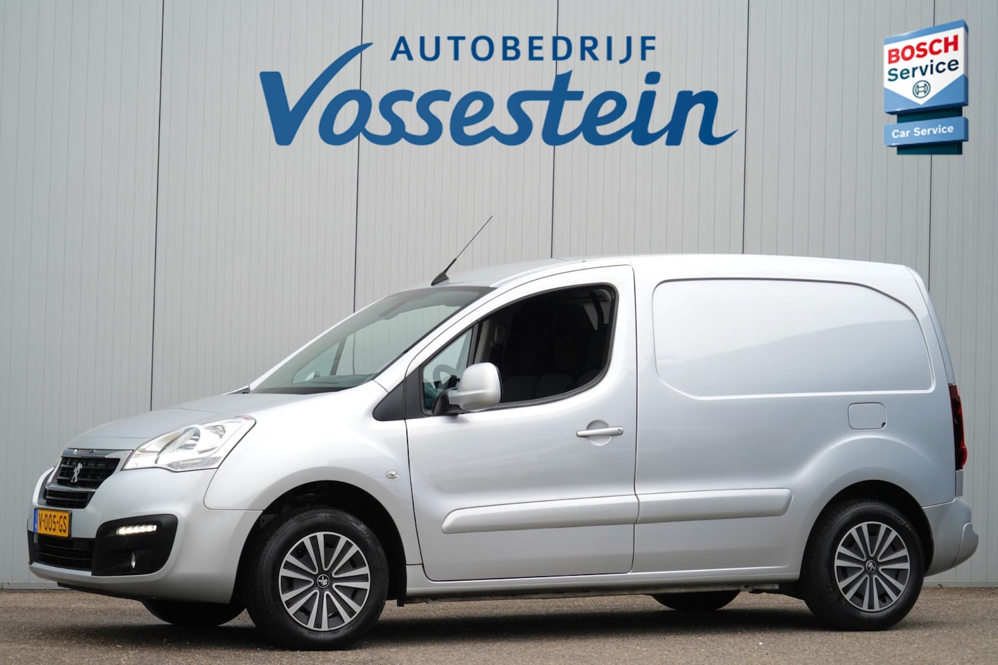 Peugeot Partner - 120 1.6 BlueHDi 75 L1 Première / Climate / Cruise / Navi / Camera / 101dkm NAP / EX. BTW - AutoWereld.nl