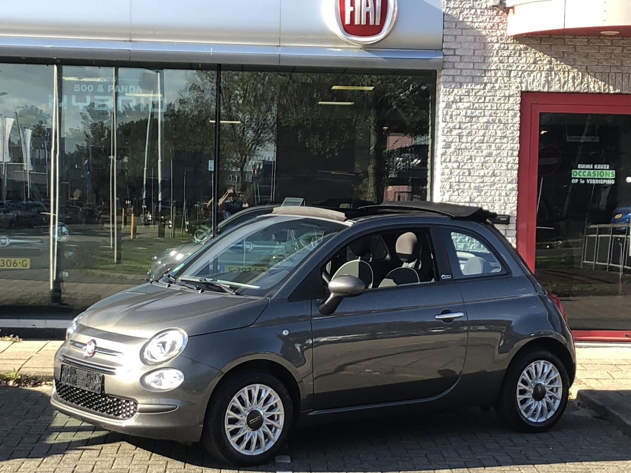 Fiat 500 C - 1.0 Hybrid Lounge AIRCO|APPLE/ANDROID|15|PDC - AutoWereld.nl