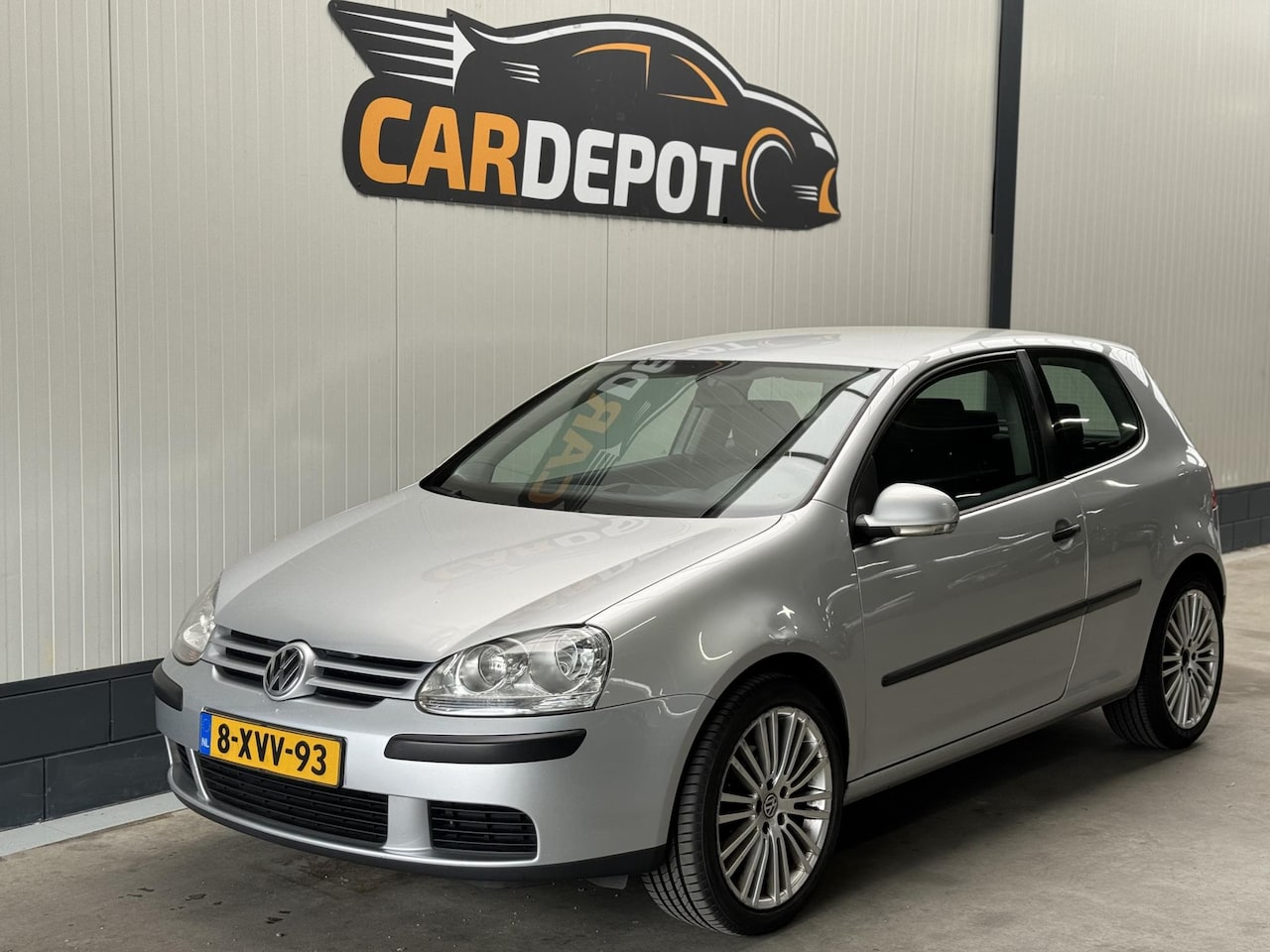 Volkswagen Golf - 1.4 Trendline Vol jaar APK.Airco - AutoWereld.nl