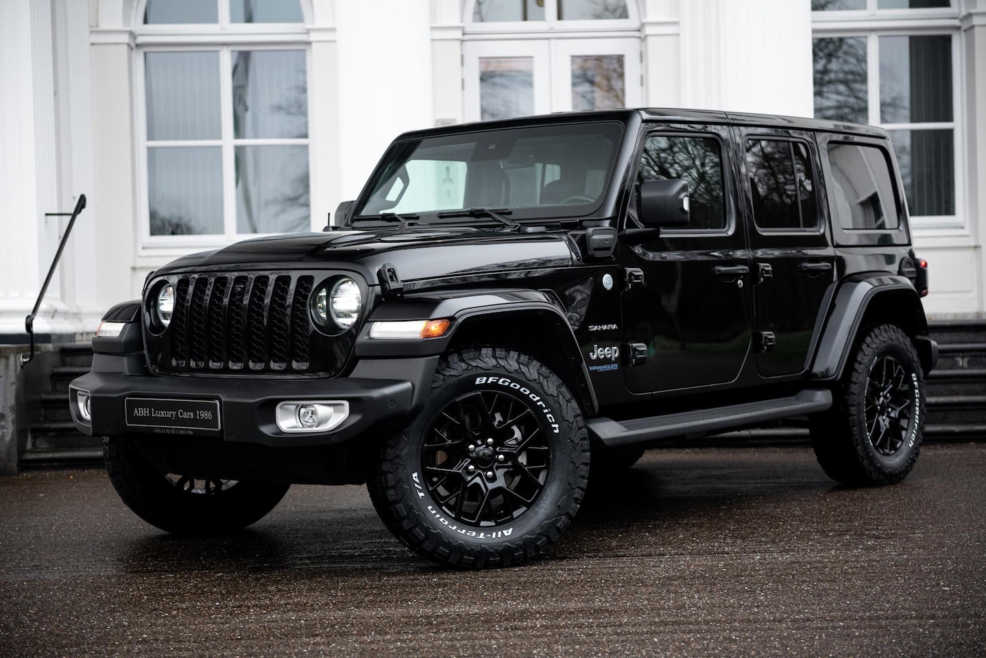 Jeep Wrangler Unlimited - 4xe 380 Sahara EX BPM | Adaptief cruise | Afneembare dakdelen - AutoWereld.nl