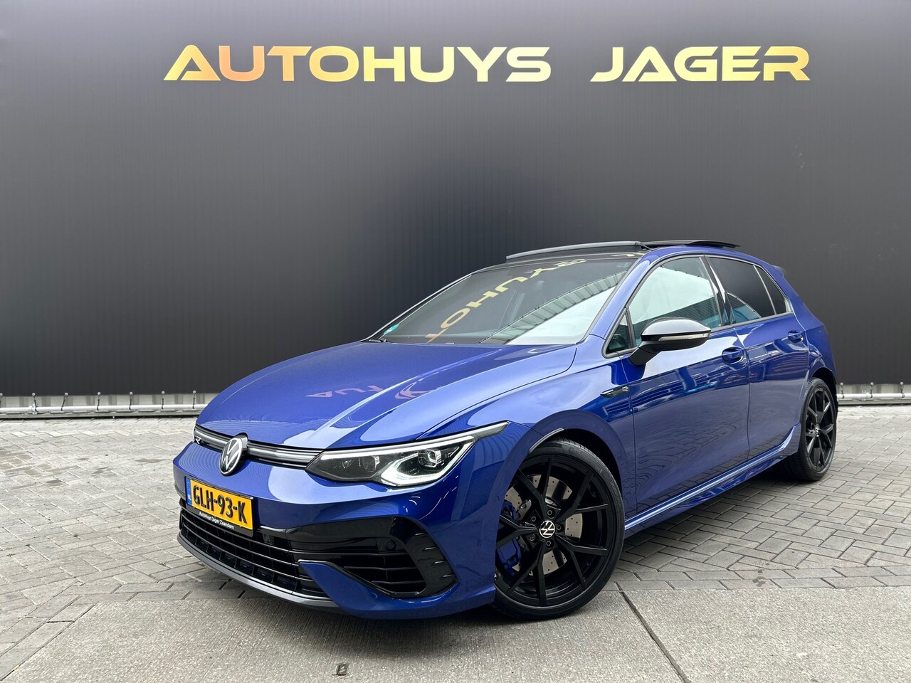 Volkswagen Golf - 2.0 TSI R 4Motion Akrapovic Pano Keyless - AutoWereld.nl