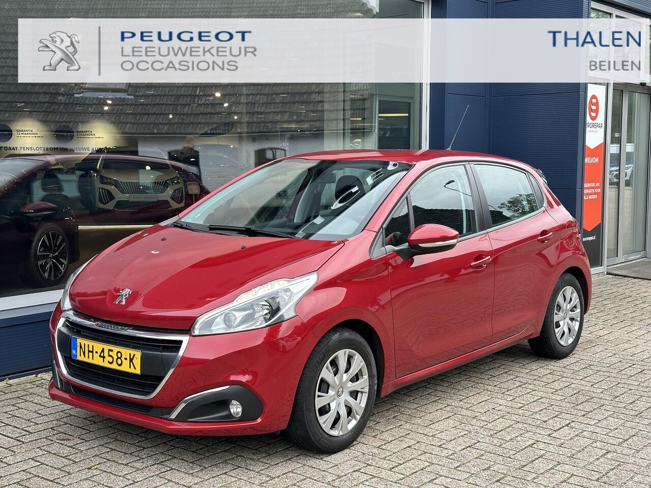 Peugeot 208 - 1.2 Blue Lion 82 PK | Slechts 76.900 Km | Navigatie | Trekhaak 1150 KG | Airco | Spoiler | - AutoWereld.nl