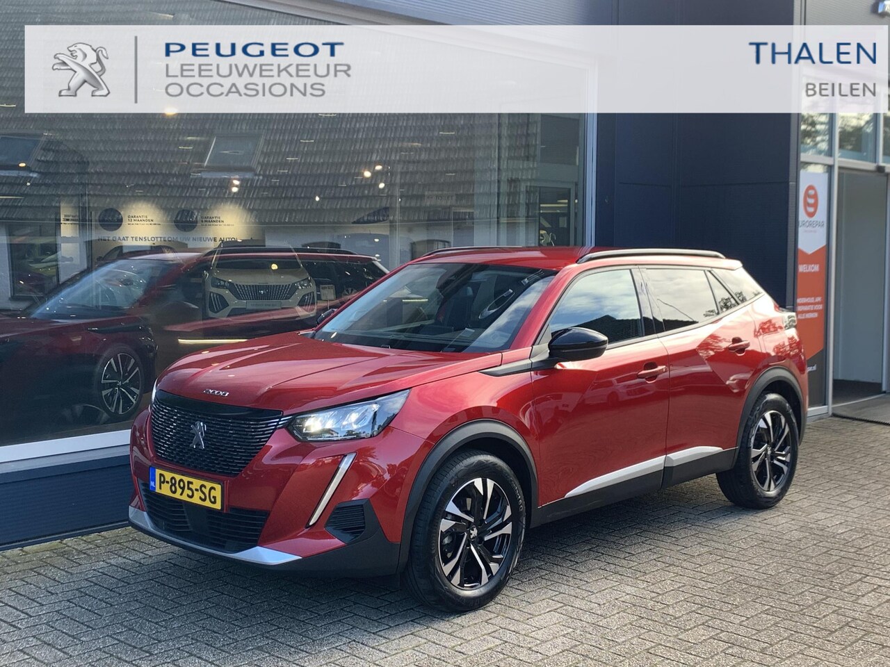 Peugeot 2008 - 1.2 Turbo 130PK Allure Pack | Automaat | Afneembare Trekhaak | Navigatie | Parkeercamera | - AutoWereld.nl