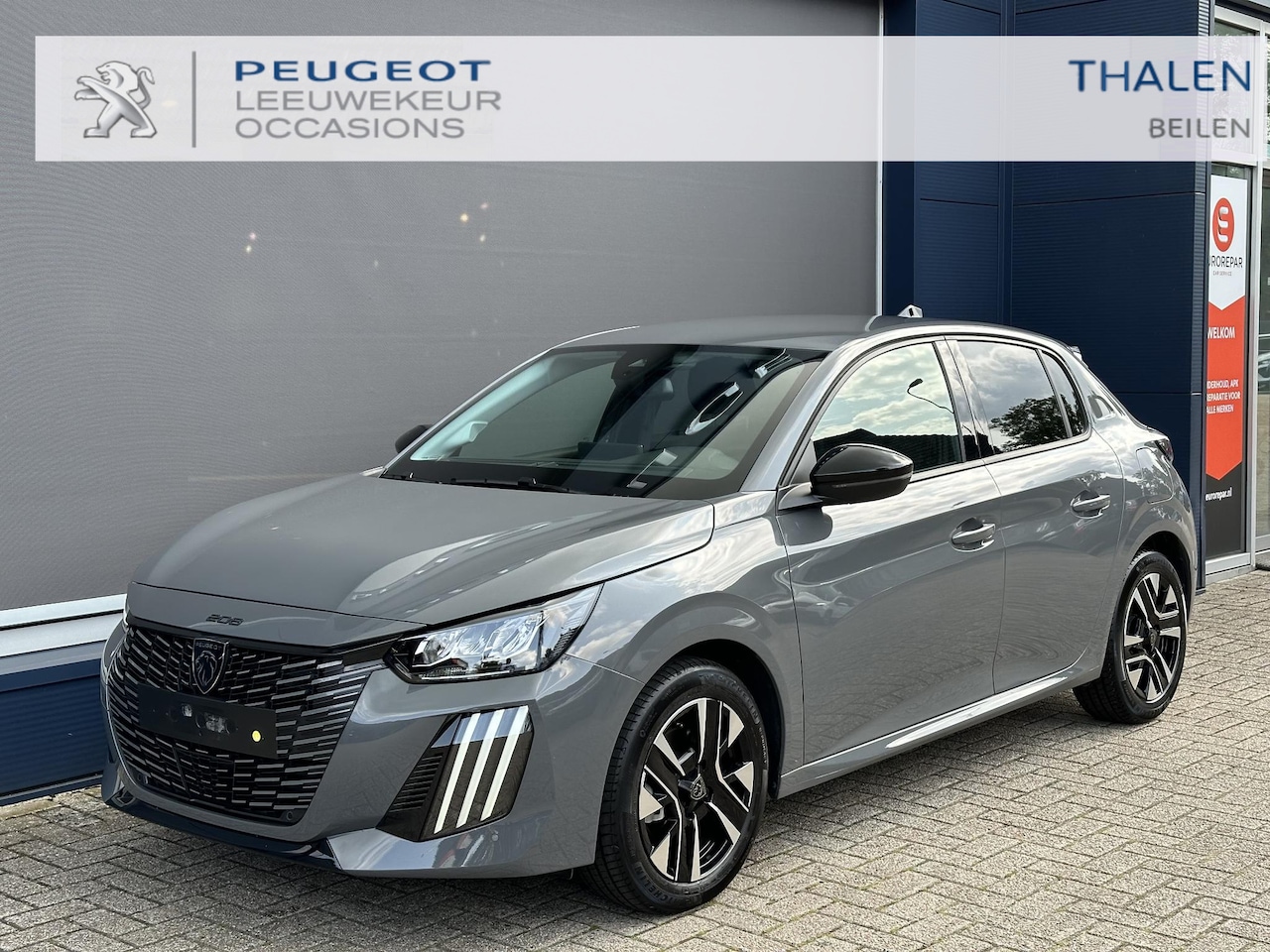 Peugeot 208 - 1.2 Turbo 100 PK Allure | Nieuwste Model 208 | € 4000 DEMO Voordeel | Navigatie via Telefo - AutoWereld.nl