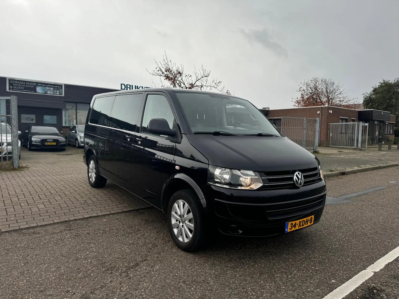 Volkswagen Multivan - 2.0 TDI DSG-AUTOMAAT 7 PERSOON NEW NEW NEW - AutoWereld.nl