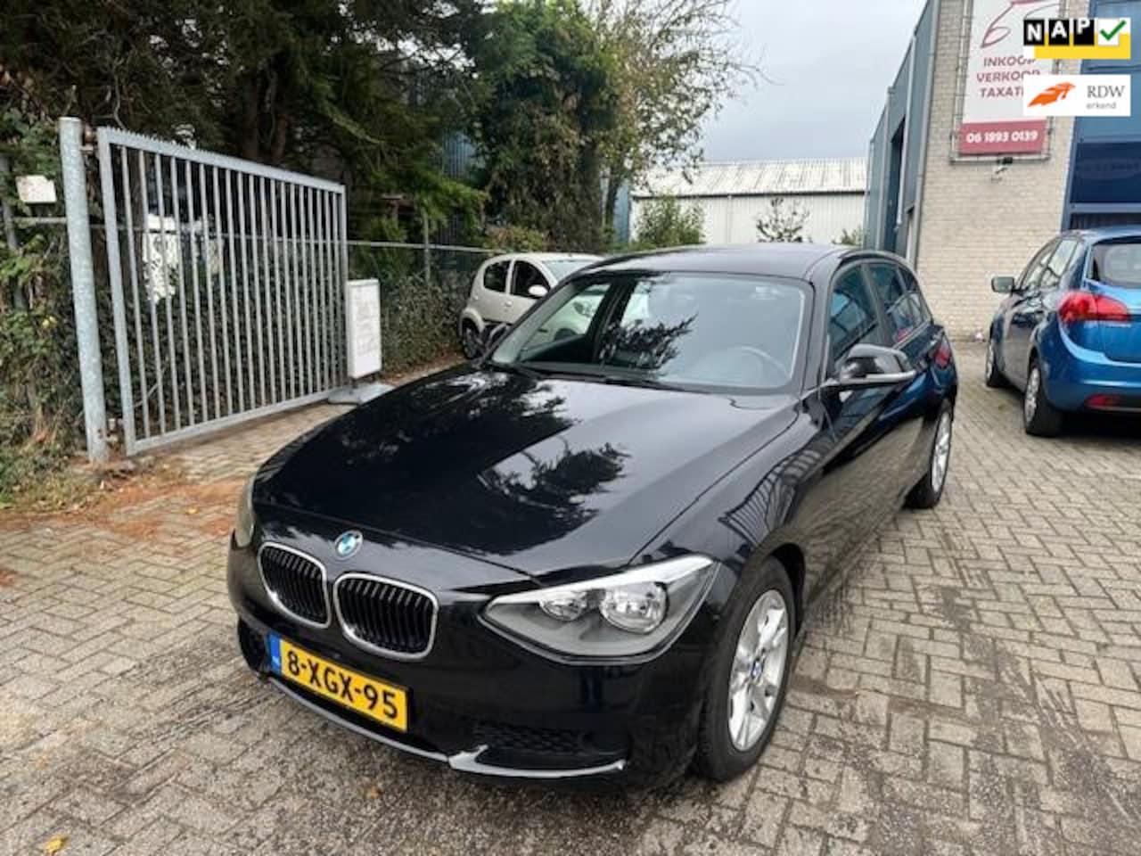 BMW 1-serie - 116i Business 116i Business, Apk 07/2025, 5 deurs, Clima - AutoWereld.nl