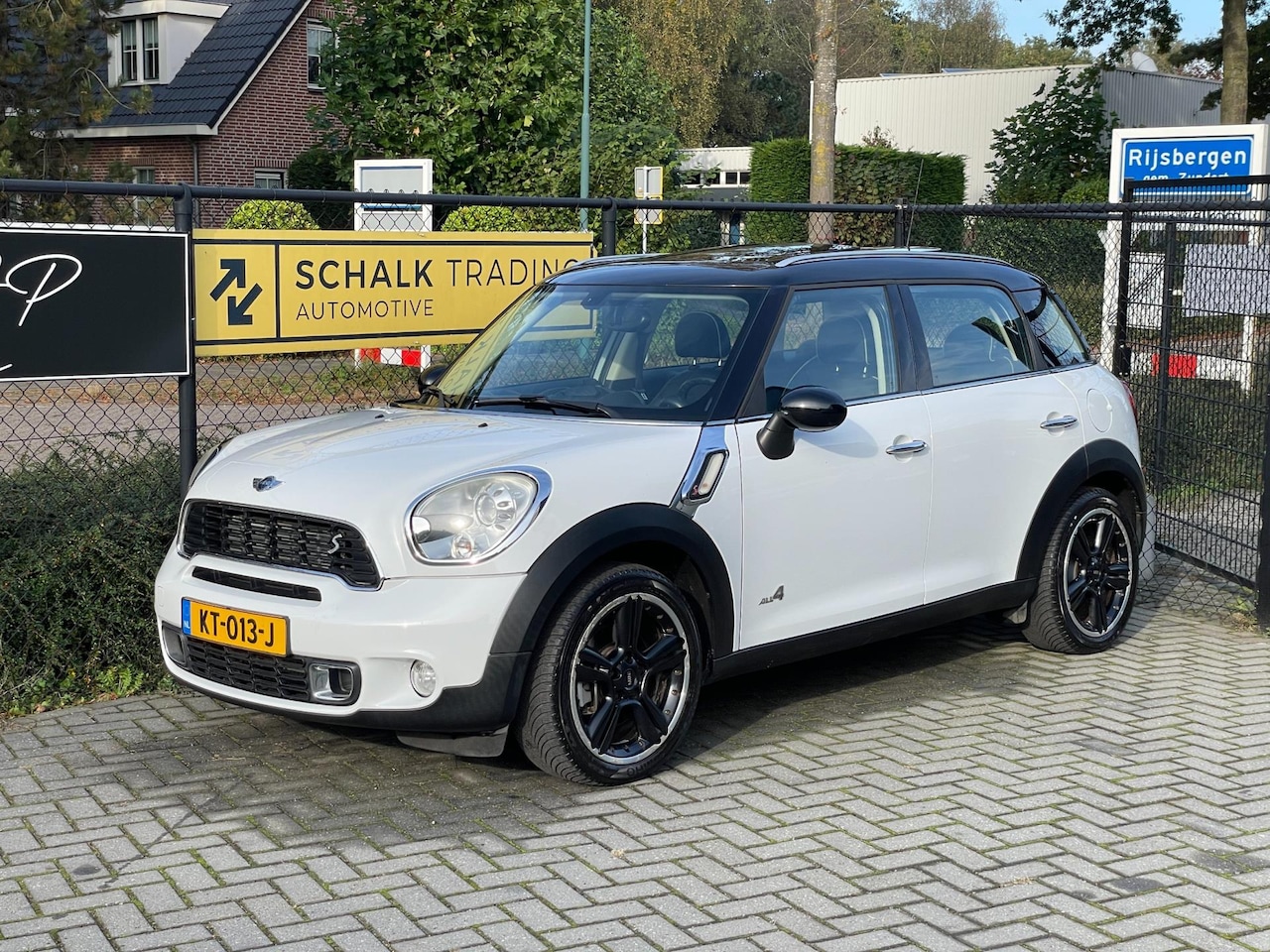 MINI Countryman - 1.6 Cooper S ALL4 Chili|Pano|StoelV|H&K|Xenon - AutoWereld.nl