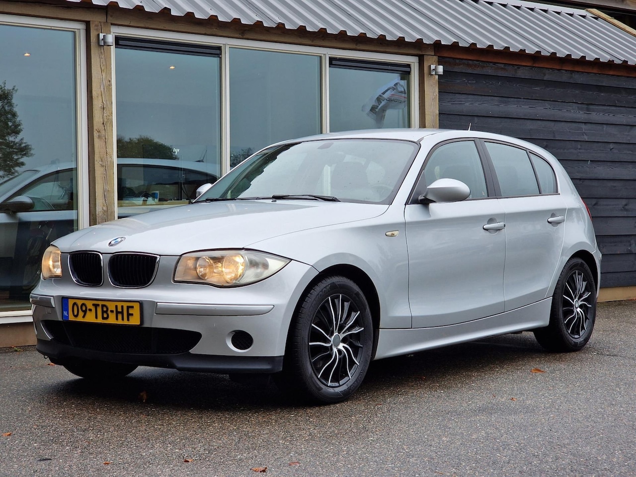 BMW 1-serie - 116i Business Line 116i Business Line (Airco / LM Velgen) - AutoWereld.nl