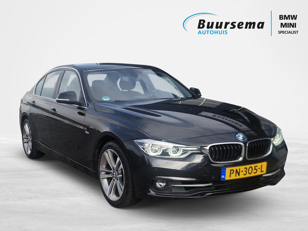 BMW 3-serie - 320i Sport-Line | Automaat | Navigatie | Bluetooth Telefoon | Led koplampen | - AutoWereld.nl