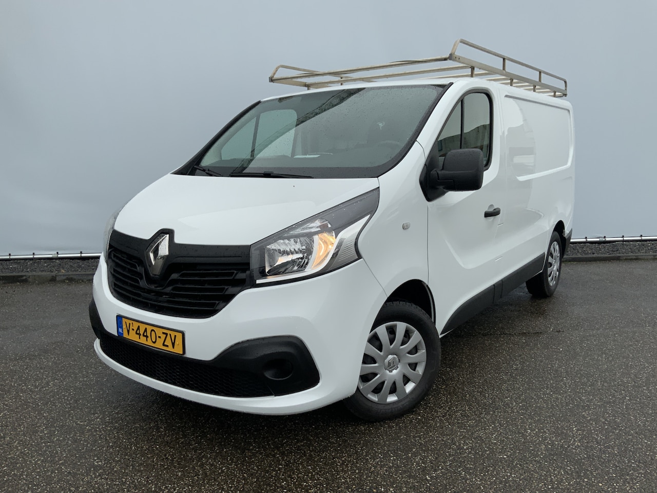 Renault Trafic - 1.6 dCi T27 L1H1 Comfort Airco Navi Cruise 3 Zits Imperiaal Euro 6 - AutoWereld.nl