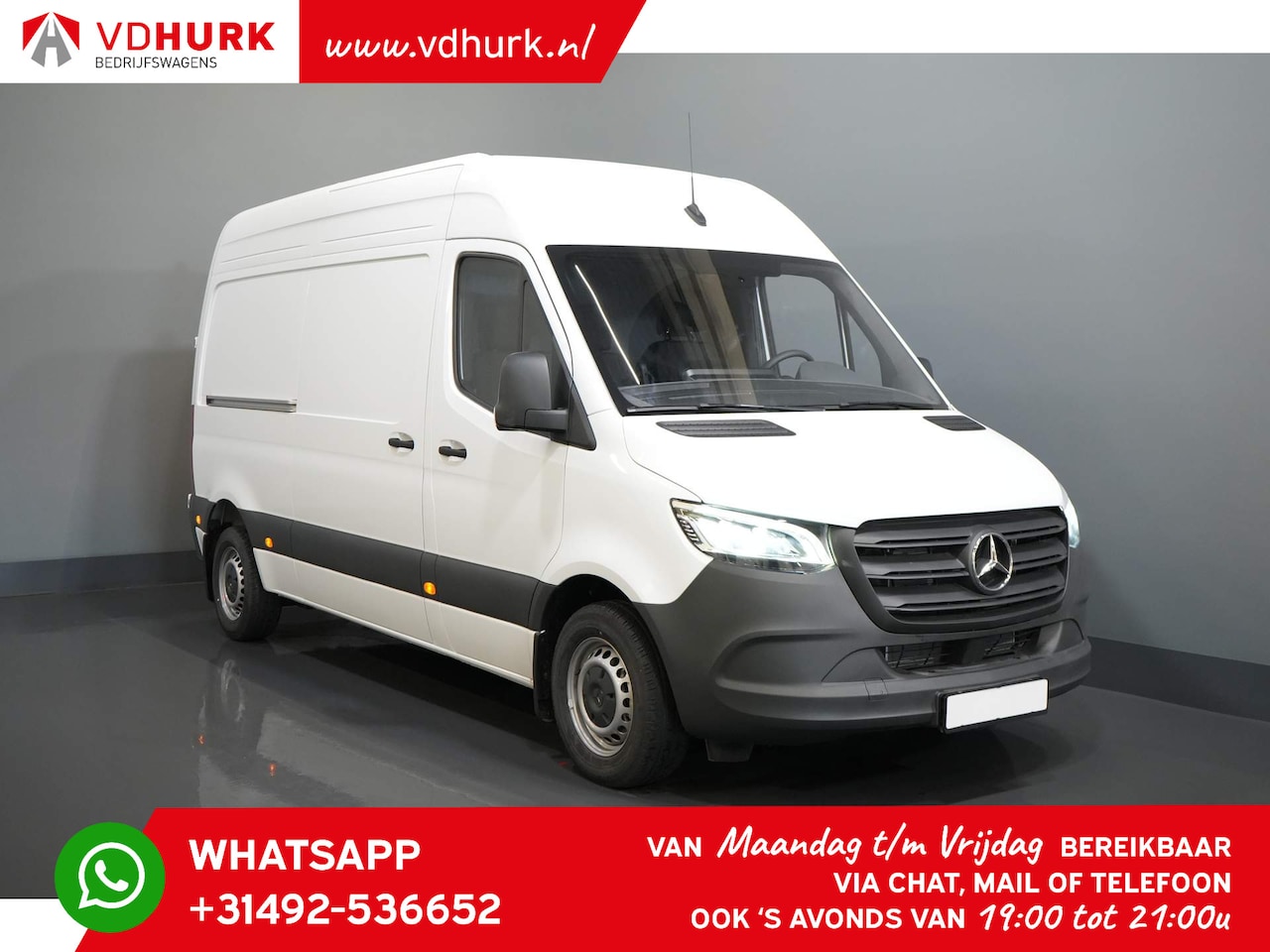 Mercedes-Benz Sprinter - Aut. L2H2 LED/ Carplay/ Standkachel/ 3t GVW/ Cruise/ Camera/ Stoelverw./ Trekhaak/ Airco - AutoWereld.nl