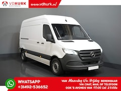 Mercedes-Benz Sprinter - 211 Aut. L2H2 LED/ Carplay/ Standkachel/ 3t GVW/ Cruise/ Camera/ Stoelverw./ Trekhaak/ Air