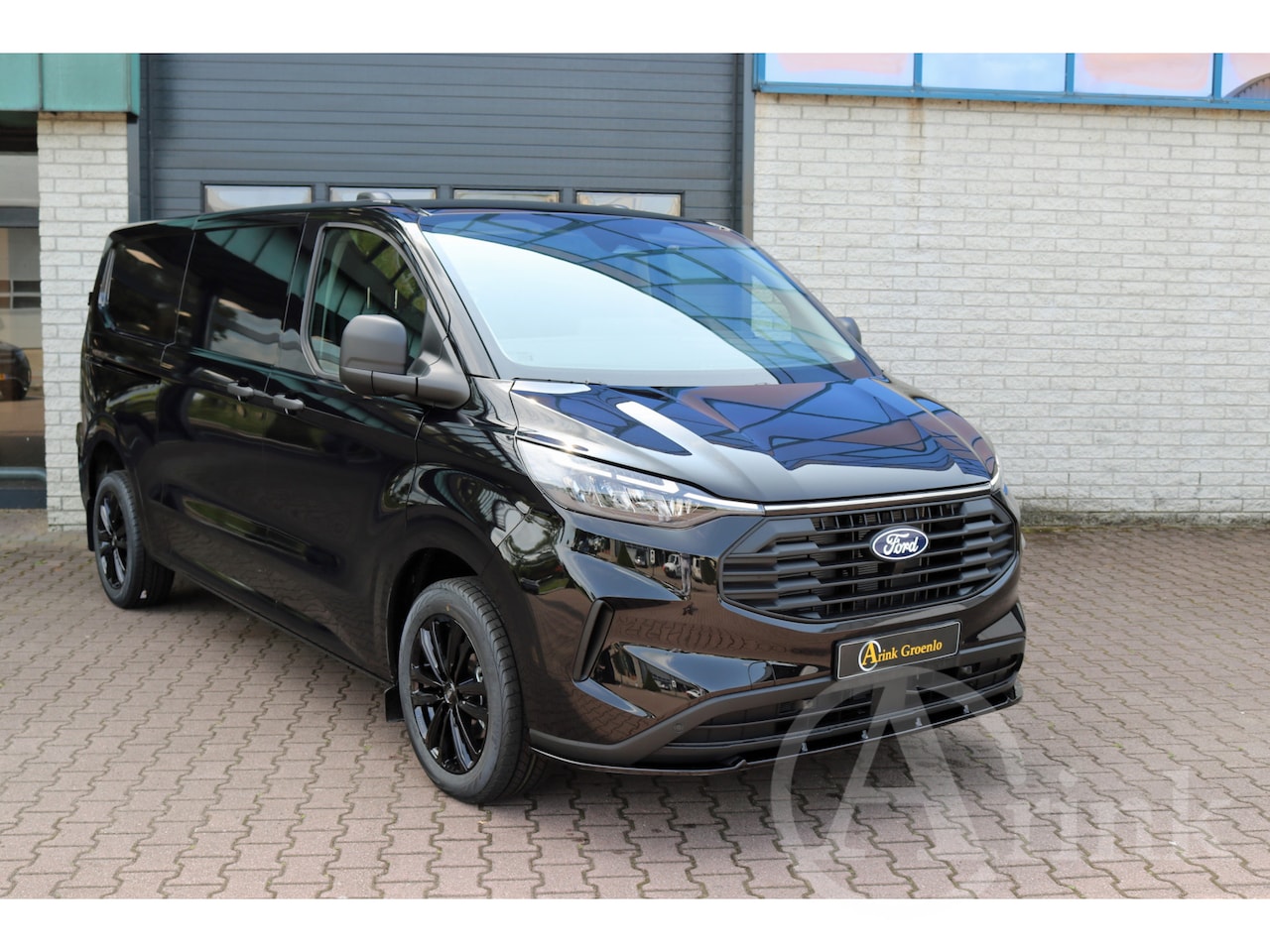 Ford Transit Custom - 320 L2 Trend 170 Pk Velgen zwart 18 Inch Automaat Navigatie Adaptive Cruise LED Dodehoek B - AutoWereld.nl