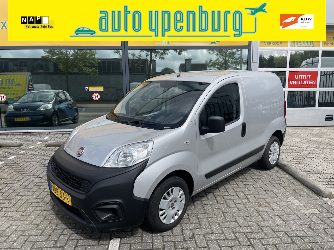 Fiat Fiorino - 1.4 Easy PRO * 71.215 Km * Benzine * Airco * NW Staat * - AutoWereld.nl