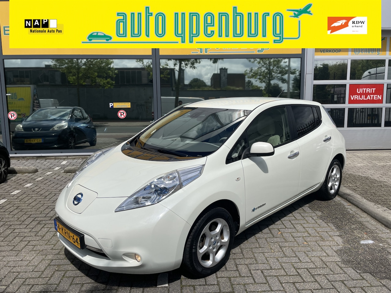 Nissan LEAF - Automaat * 66.890 Km * Keyless-Go * Achteruitrijcamera * - AutoWereld.nl