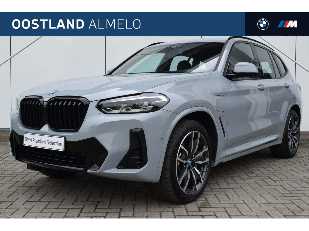 BMW X3 - xDrive30e High Executive M Sport Automaat / Sportstoelen / Stoelverwarming / LED / Parking - AutoWereld.nl