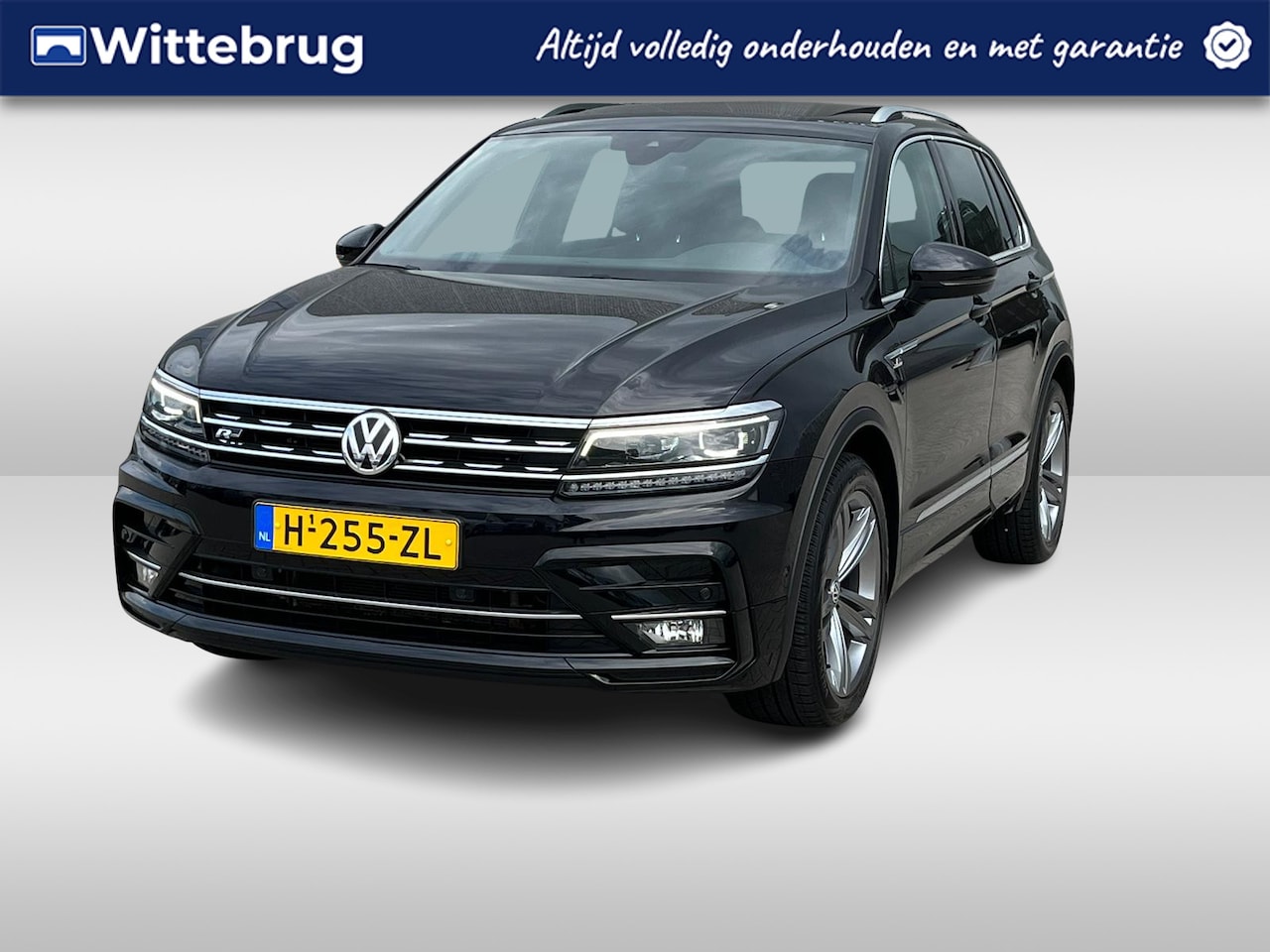 Volkswagen Tiguan - 1.5 TSI ACT Highline Business R / R-Line Exterieur / Digitale Cockpit / LED / Panoramadak - AutoWereld.nl