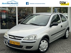 Opel Corsa - 1.2-16V 75pk, stuurbekrachtiging, radio/cd,