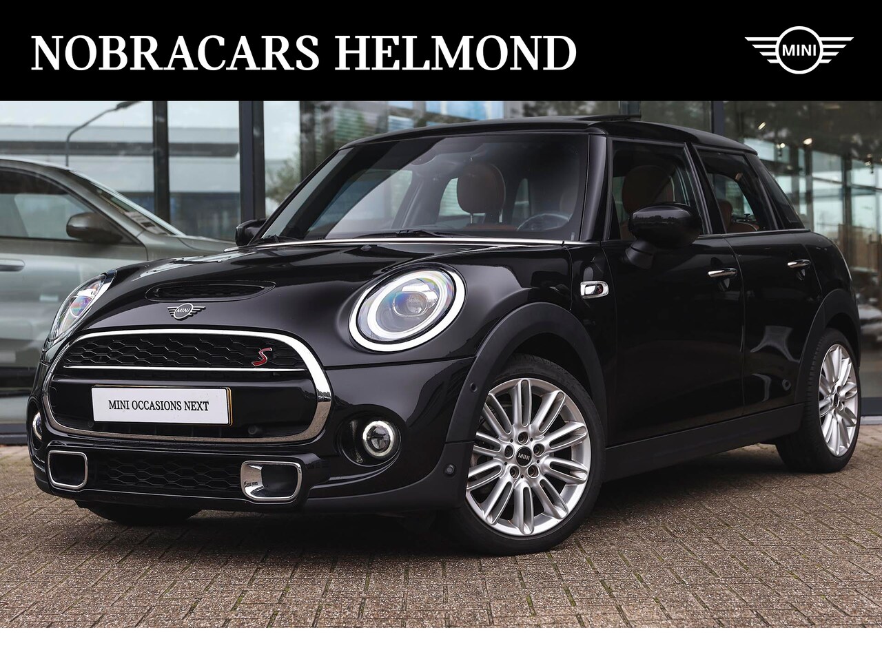 MINI Cooper S - Hatchback Chili Automaat / Panoramadak / Sportstoelen / LED / Apple CarPlay / Stoelverwarm - AutoWereld.nl