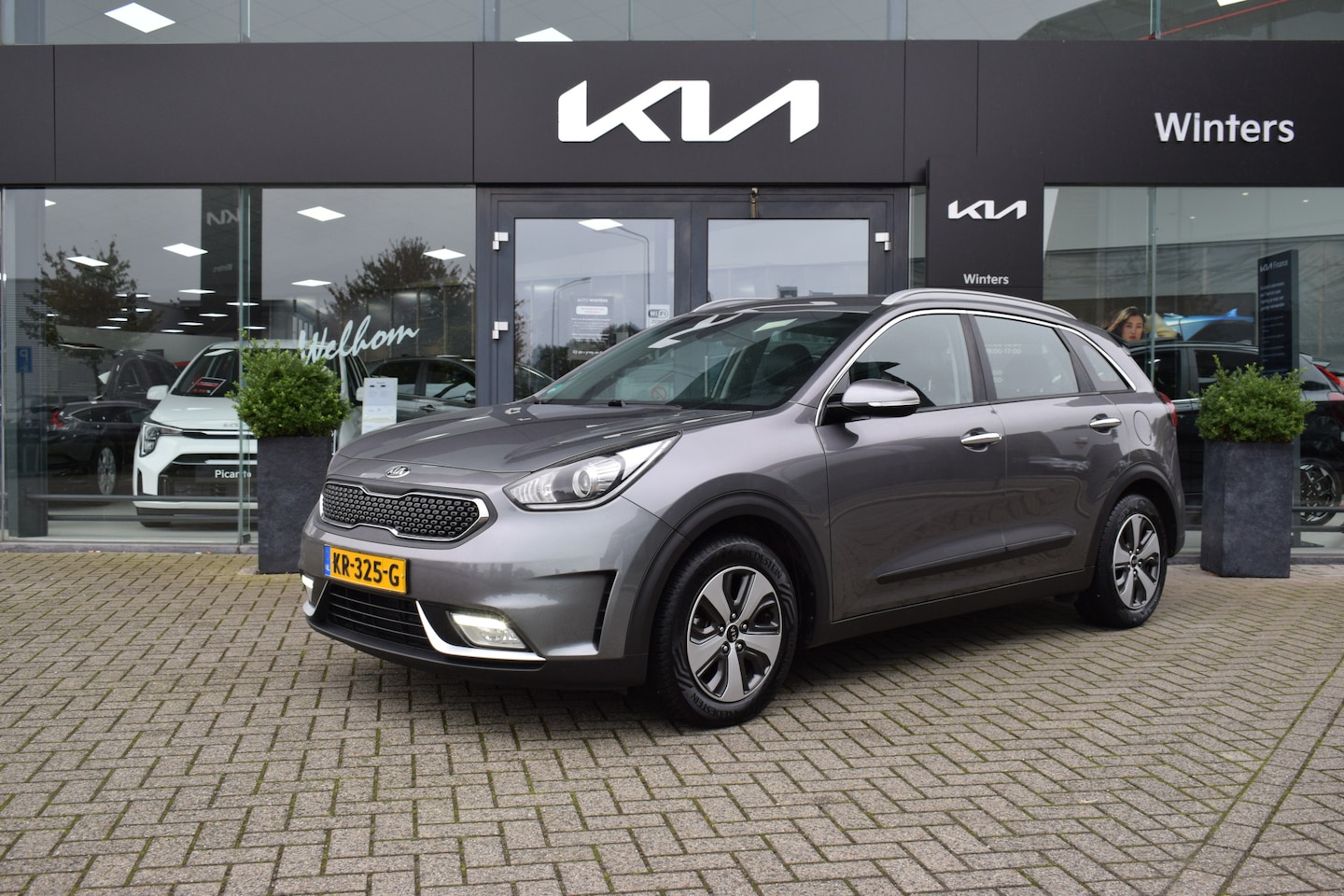 Kia Niro - 1.6i-16V Hybrid First Edition DCT6/Autom. ECC Cr.Control Navi+Camera BT+USB PDC Trekhaak 1 - AutoWereld.nl