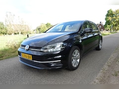 Volkswagen Golf - 1.0 TSI Comfortline Business | Adaptive cruise control | LED | Stoelverwarming |